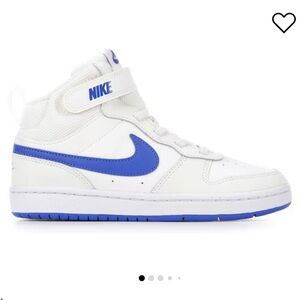 KIDS' NIKE BIG KID COURT BOROUGH MID 2 SNEAKERS size 6 youth